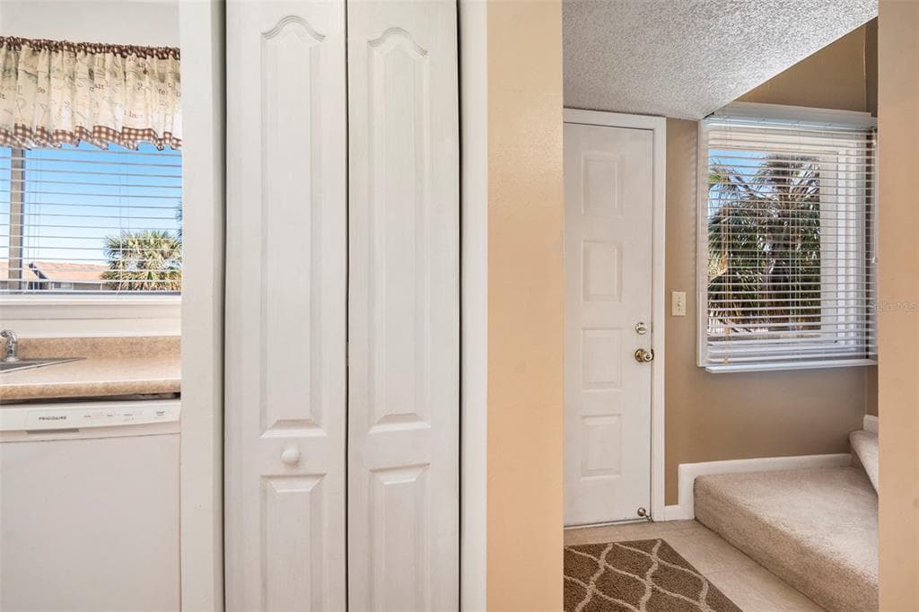 6311 NEWTOWN CIRCLE 11B2 photo 7