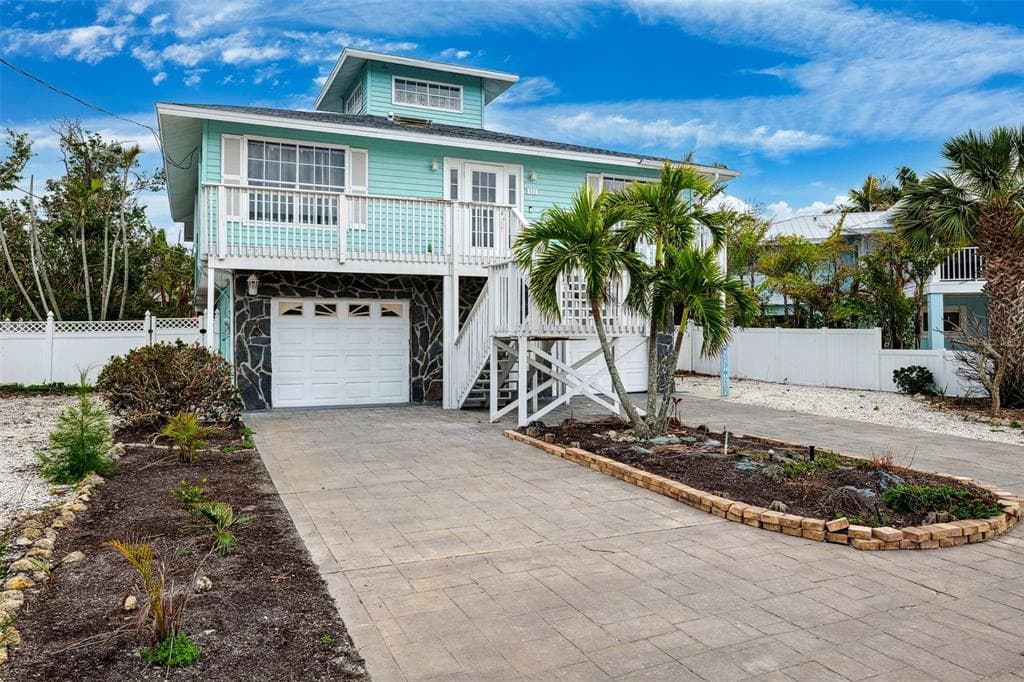 311 POINSETTIA ROAD photo 3