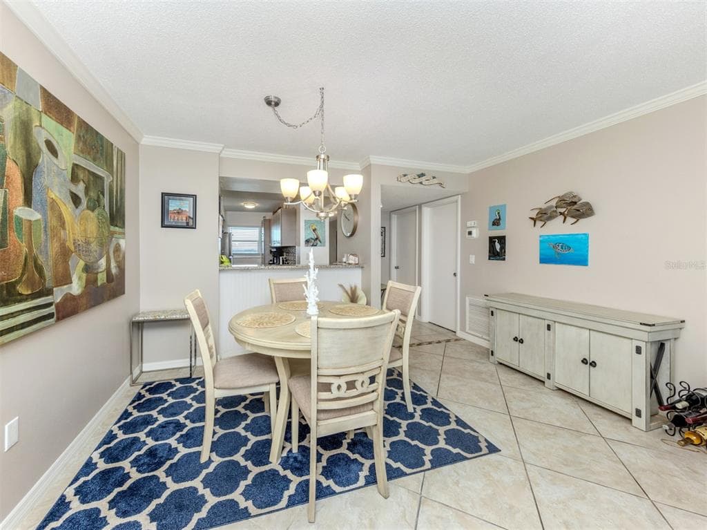 950 TARPON CENTER DRIVE 506 photo 9