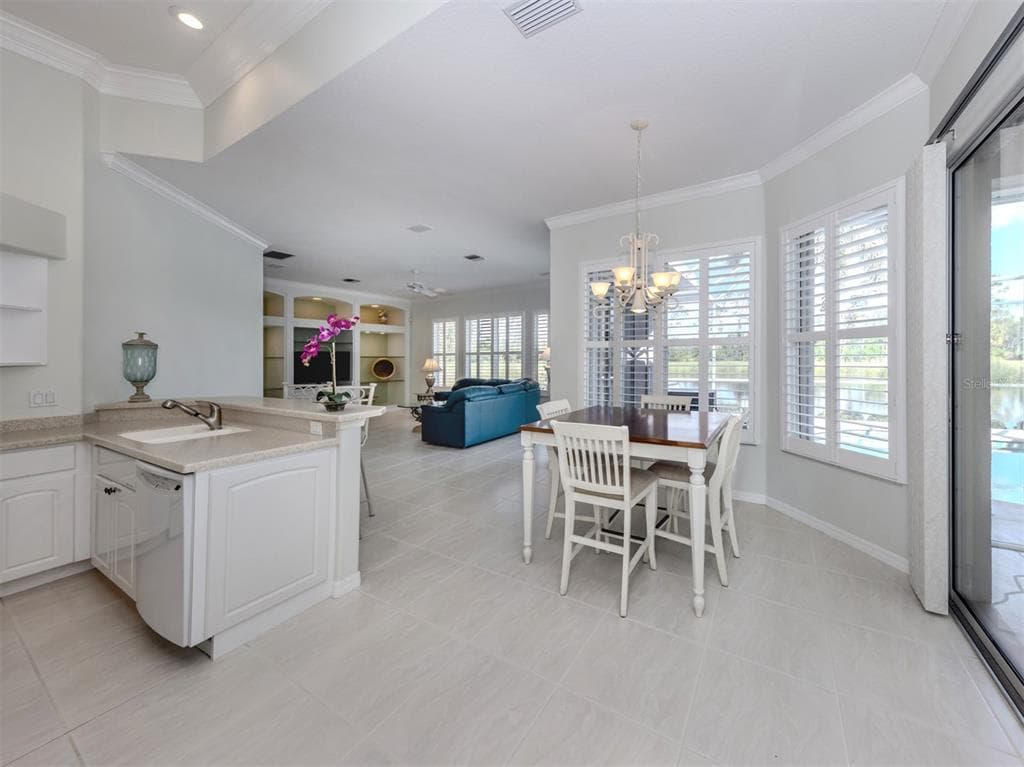 692 EGRET WALK LANE photo 16