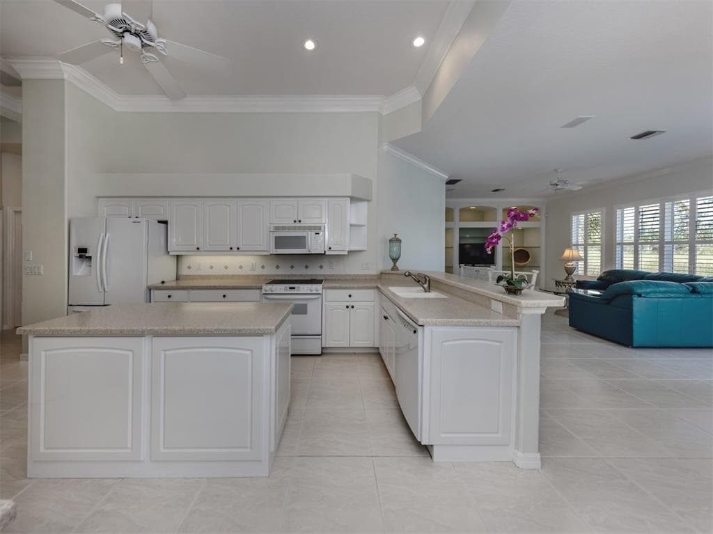 692 EGRET WALK LANE photo 12