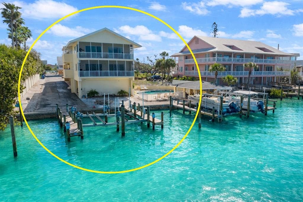 109 BAYSHORE ROAD #10 3