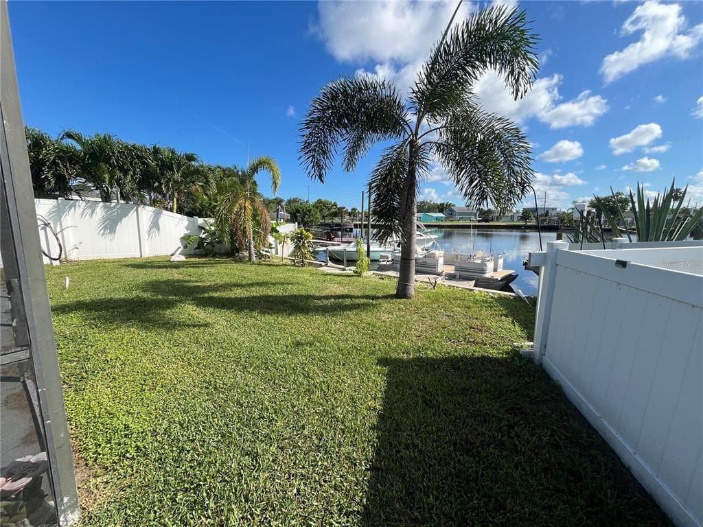 13630 LAGOON DRIVE photo 19