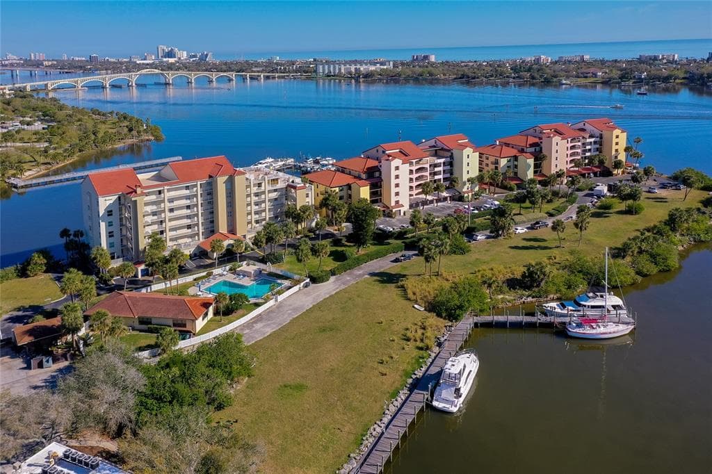 732 MARINA POINT DRIVE #7320 4