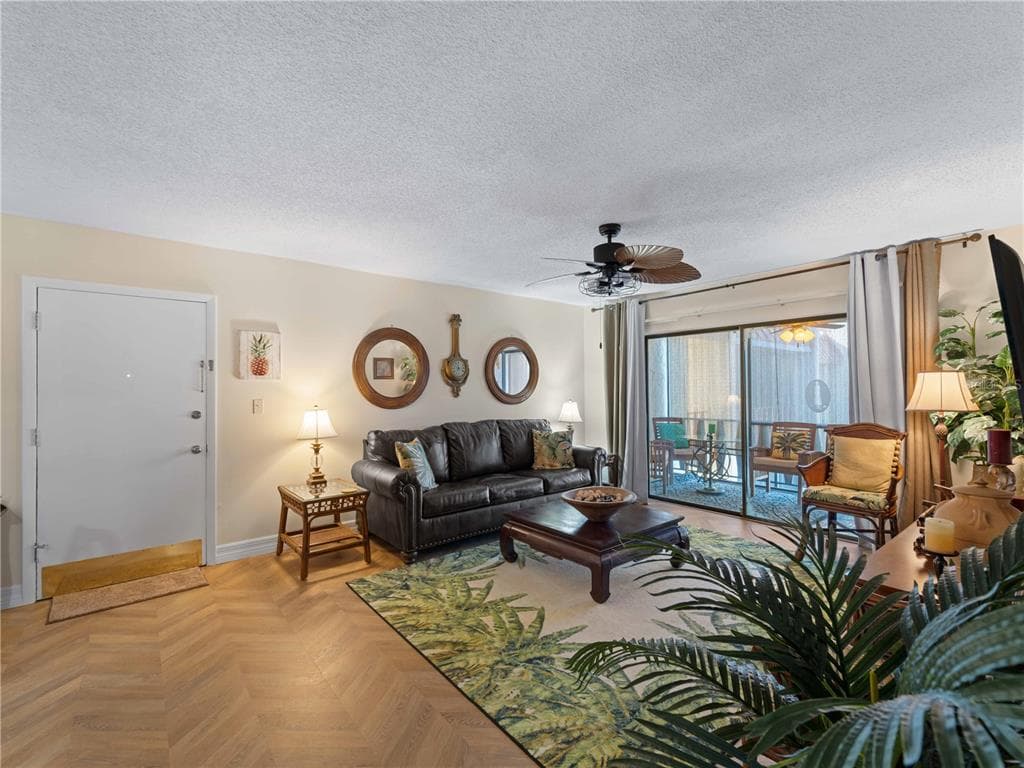 66 BOUNDARY BOULEVARD 275 photo 6
