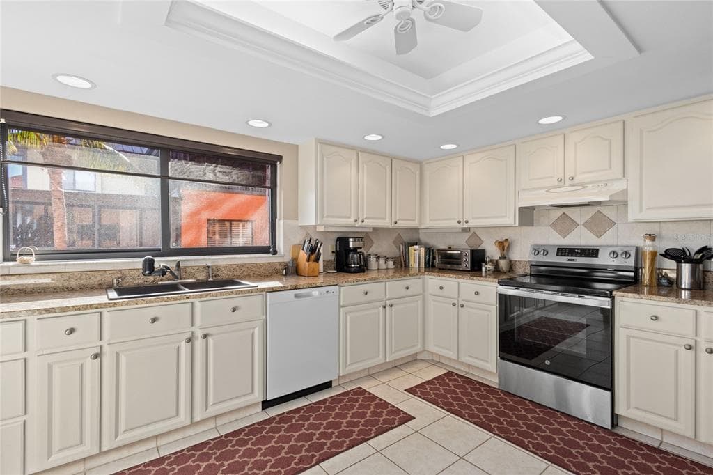 3230 SOUTHSHORE DRIVE 36B photo 7