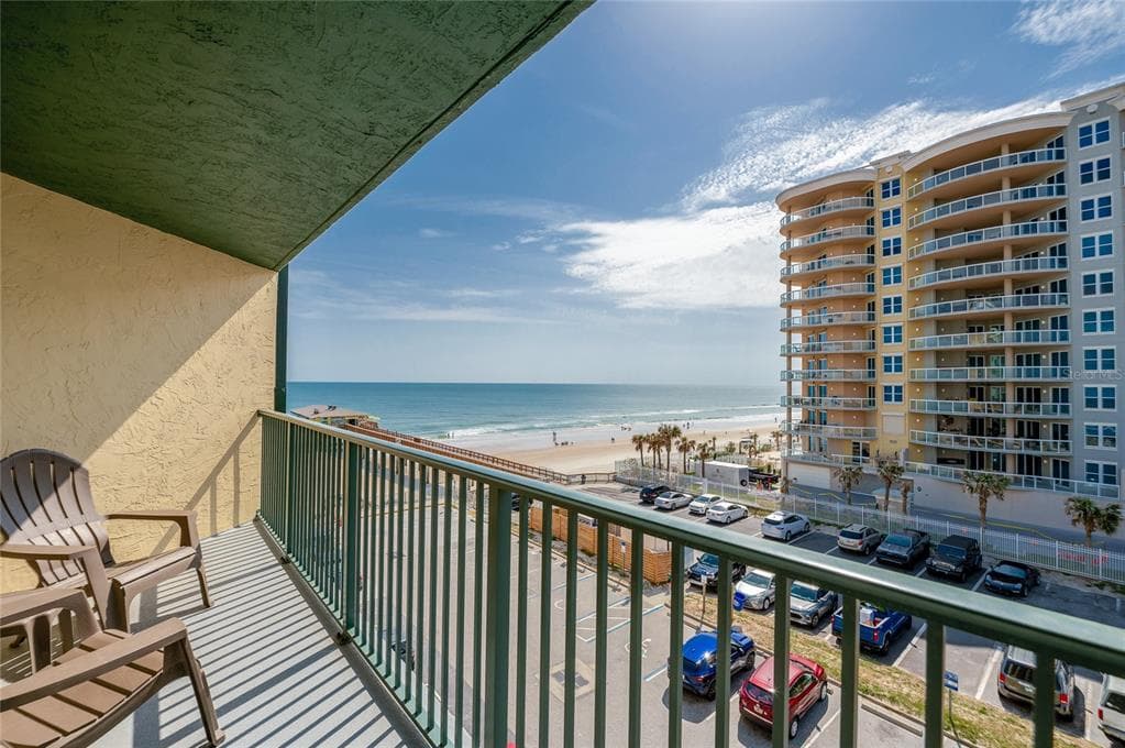 3647 S ATLANTIC AVENUE 5B photo 9