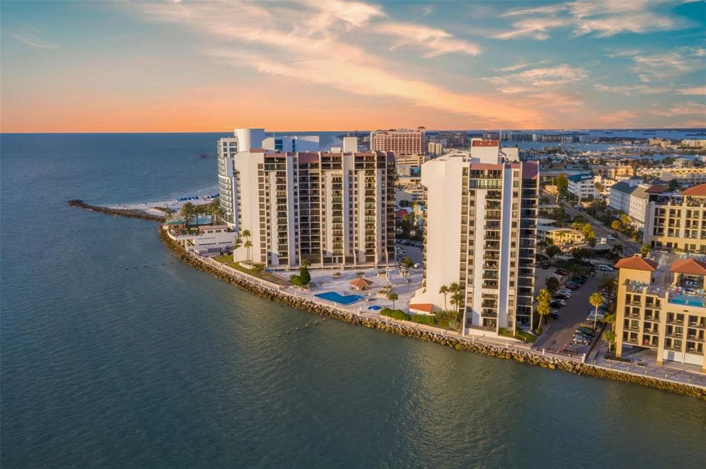 440 S GULFVIEW BOULEVARD 1701 photo 3