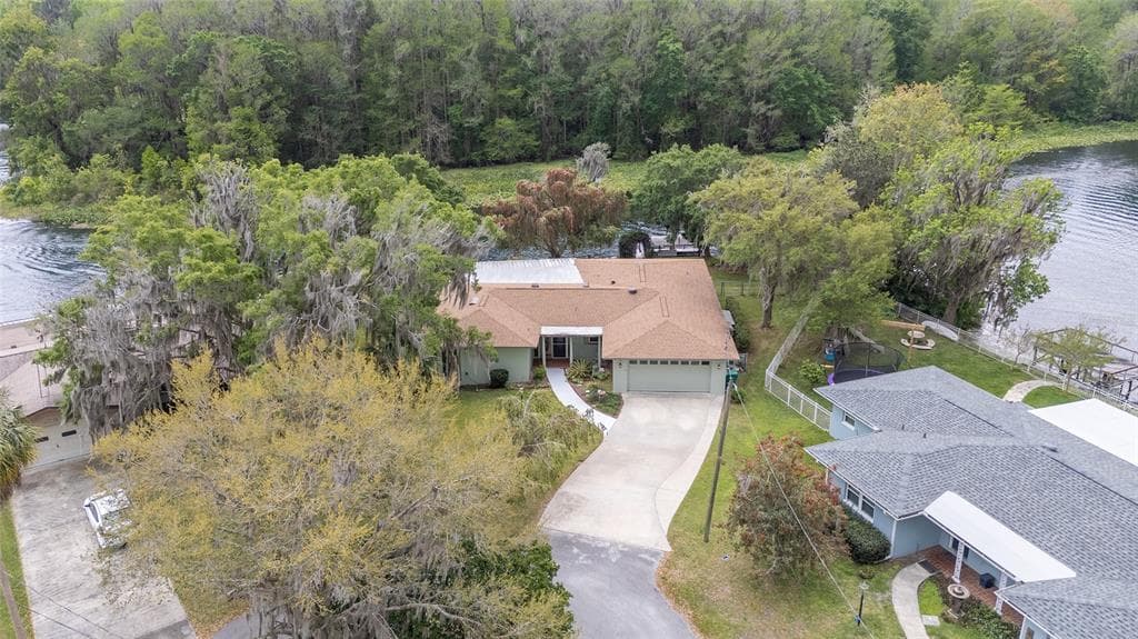 12180 MAPLE STREET photo 6