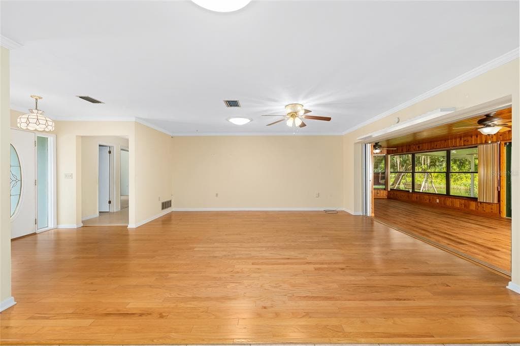 12180 MAPLE STREET photo 16