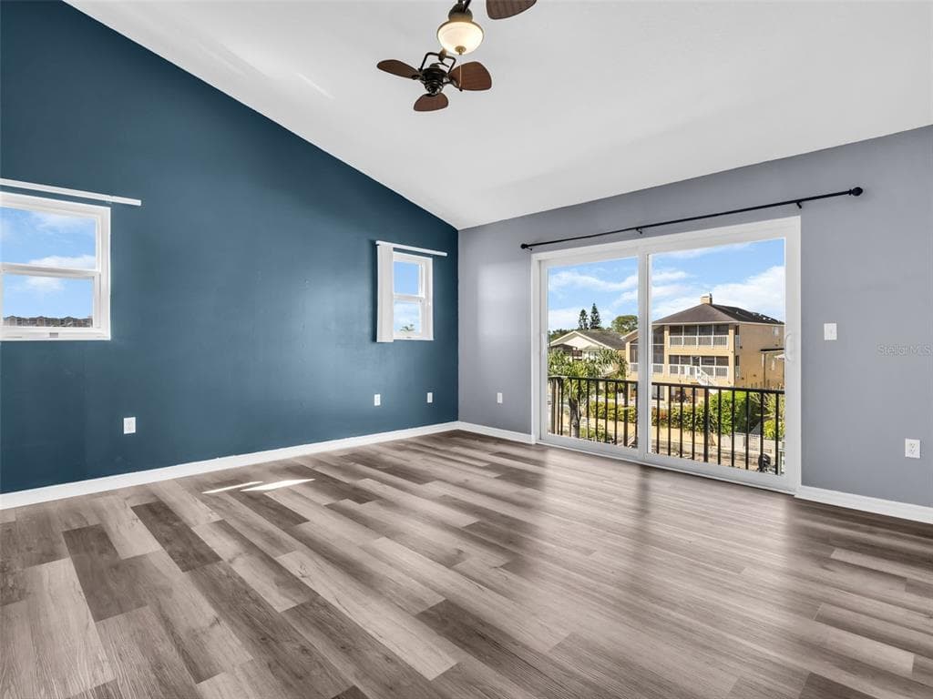 6241 BAYSIDE DRIVE photo 23