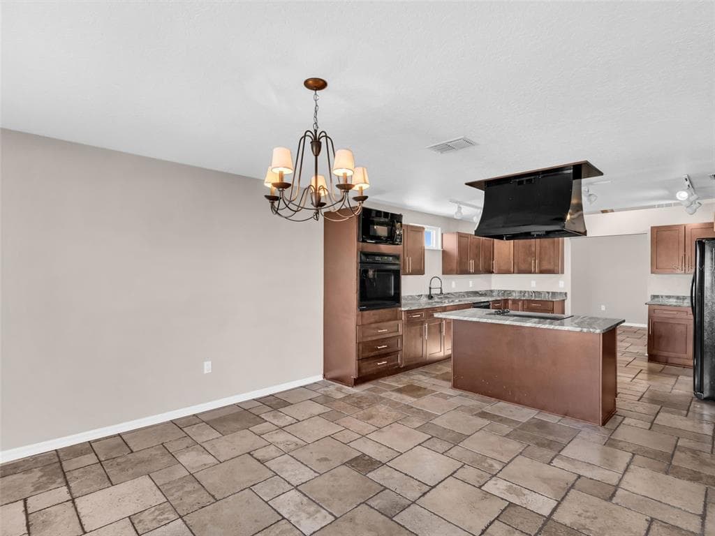 6241 BAYSIDE DRIVE photo 12