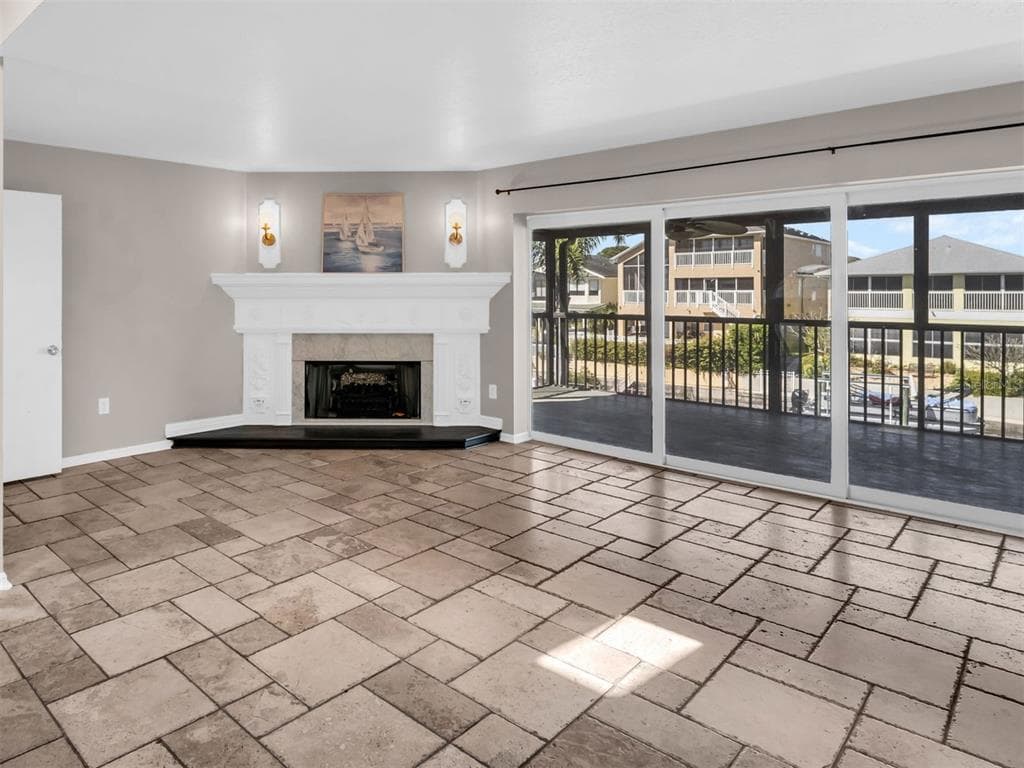 6241 BAYSIDE DRIVE photo 10
