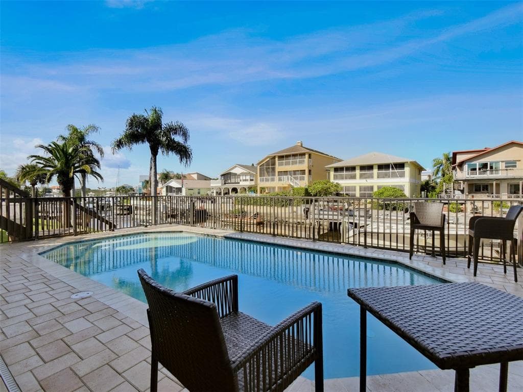 6241 BAYSIDE DRIVE photo 18