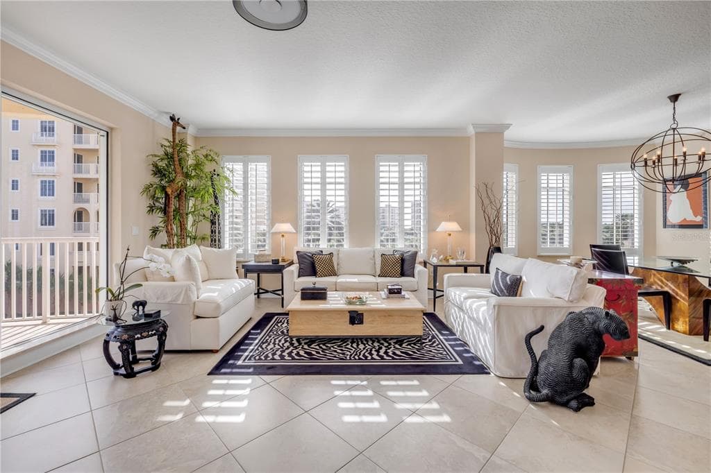 261 MINORCA BEACH WAY 406 photo 12