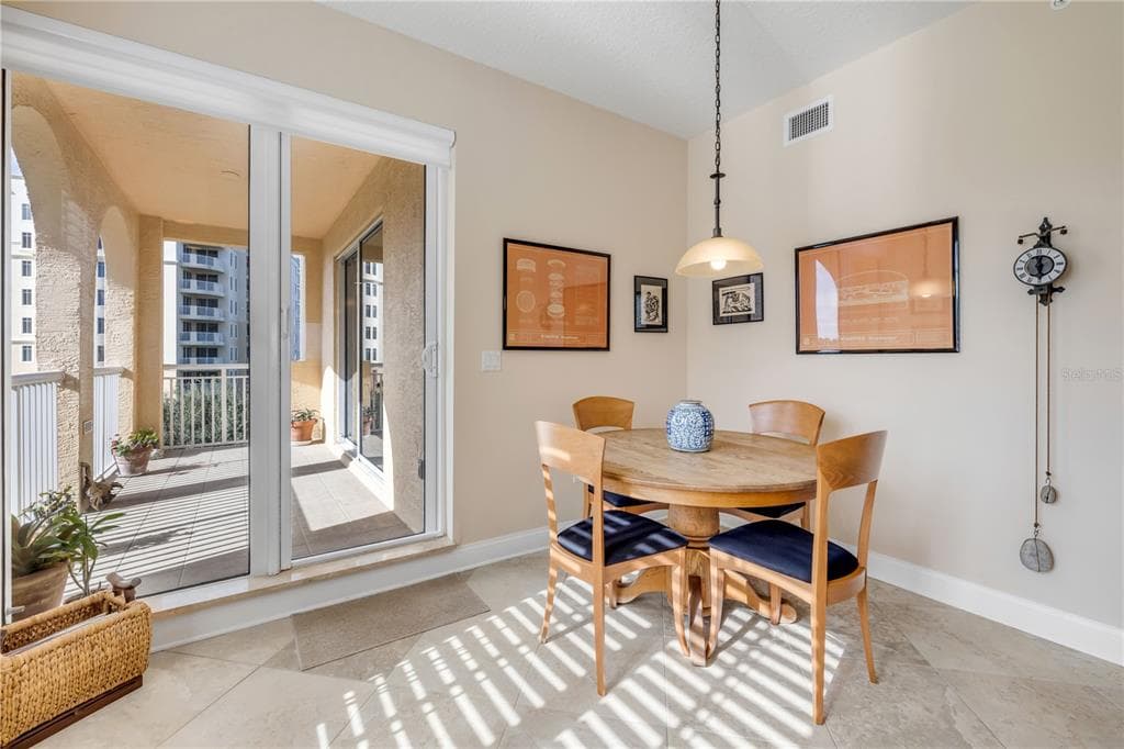 261 MINORCA BEACH WAY 406 photo 22