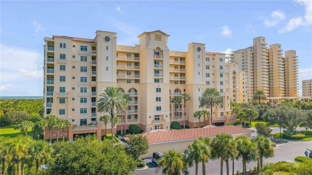 261 MINORCA BEACH WAY 406 photo 1