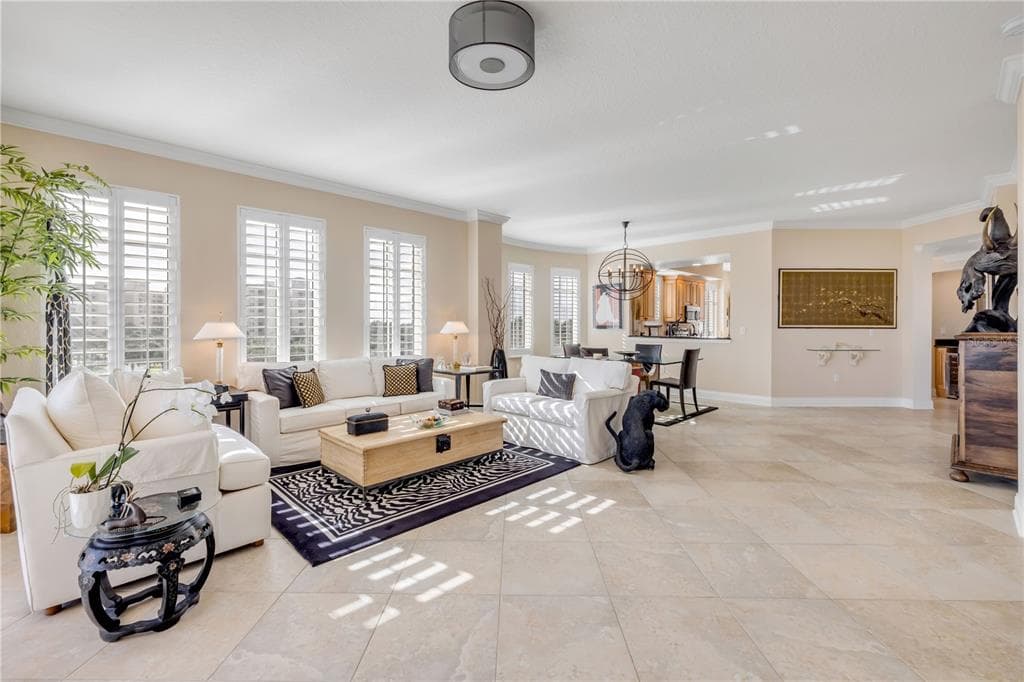 261 MINORCA BEACH WAY 406 photo 15