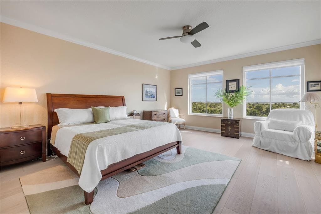 261 MINORCA BEACH WAY 406 photo 25