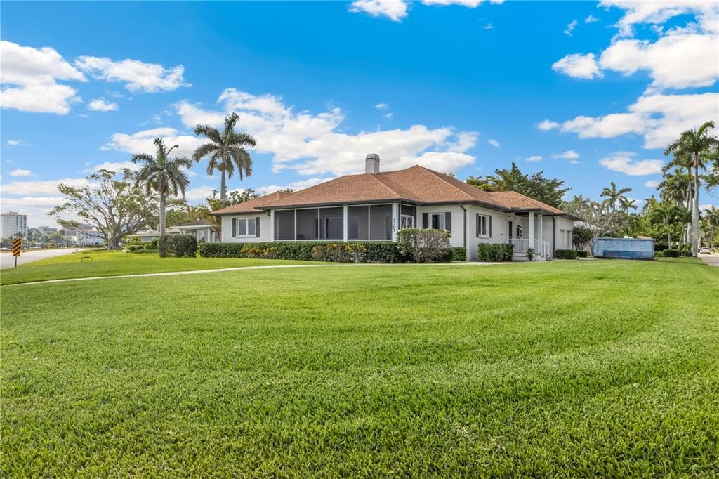 2305 RIVERVIEW BOULEVARD photo 4