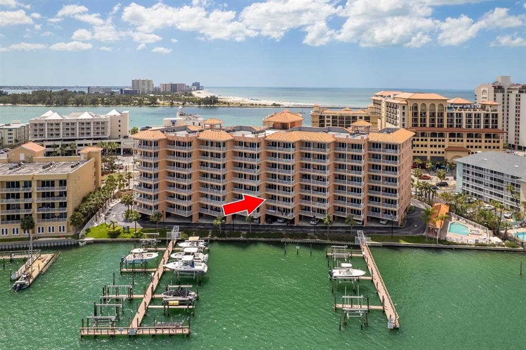 530 S GULFVIEW BOULEVARD 303 photo 3