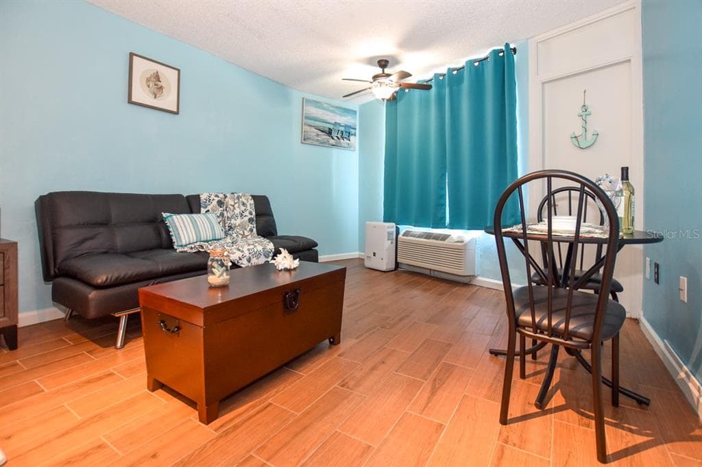 313 S. ATLANTIC AVE 526 photo 2
