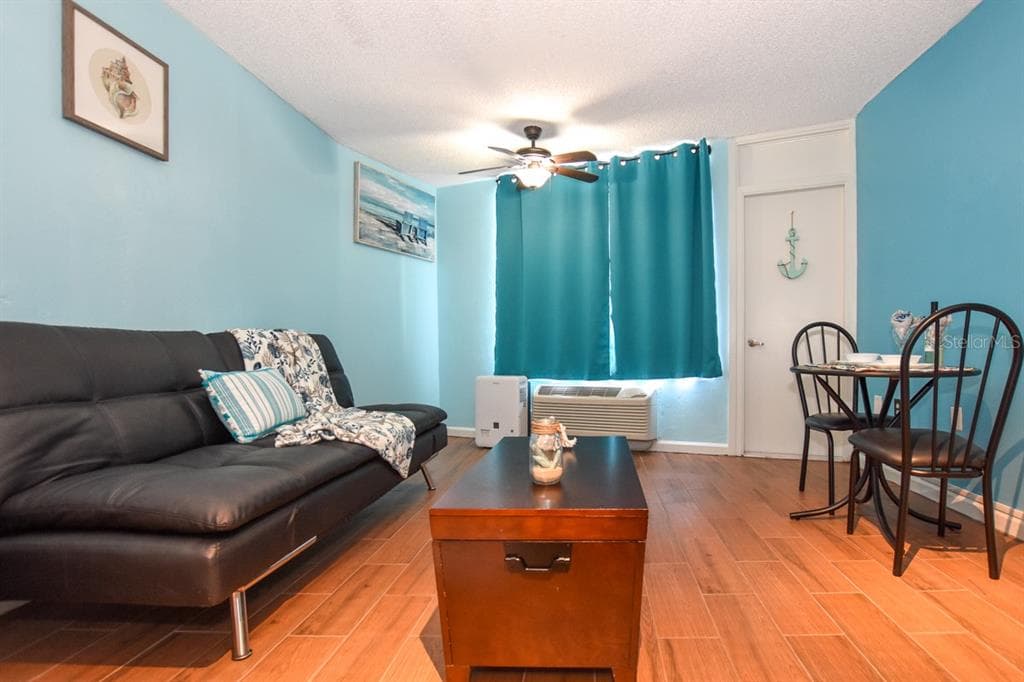 313 S. ATLANTIC AVE 526 photo 3