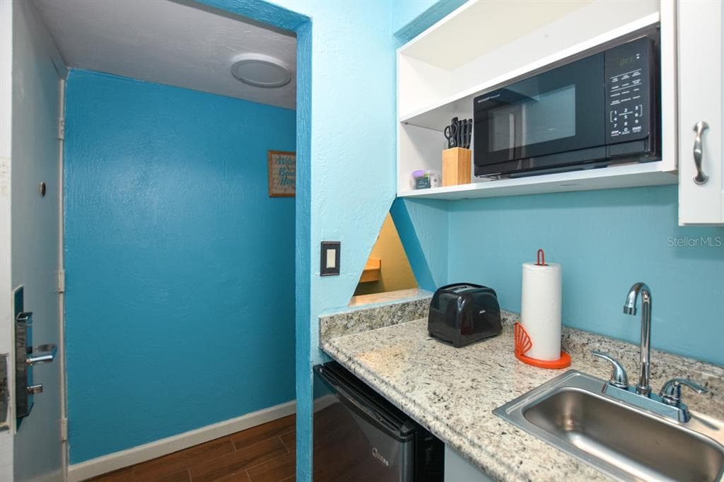 313 S. ATLANTIC AVE 526 photo 10