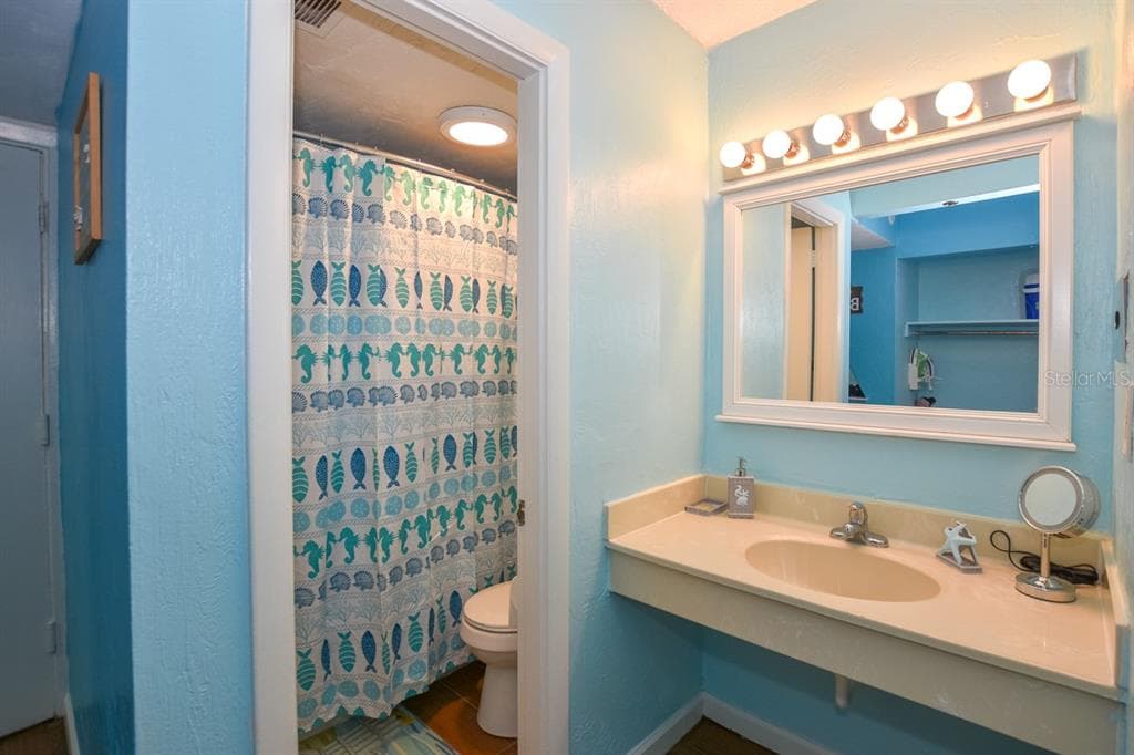 313 S. ATLANTIC AVE 526 photo 8