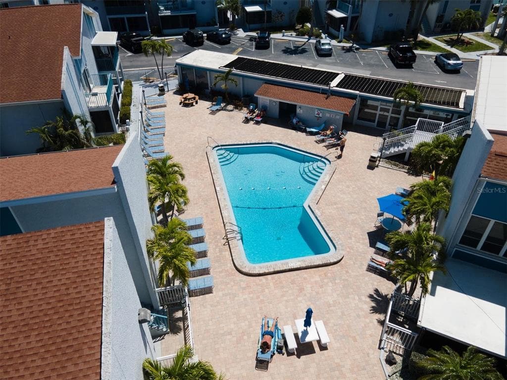 171 MEDALLION BOULEVARD F photo 23