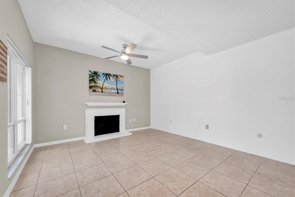 171 MEDALLION BOULEVARD F photo 5