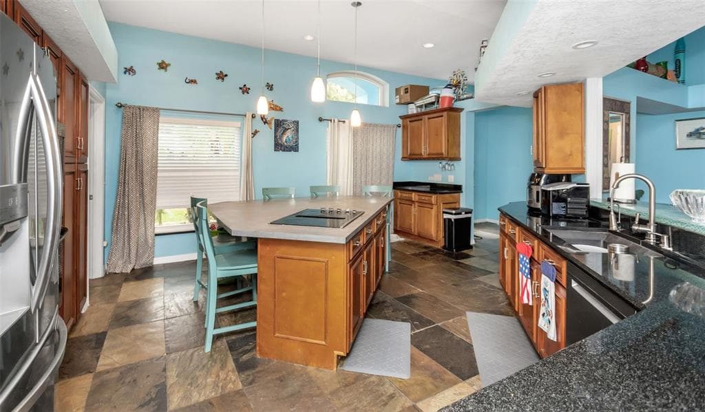 424 ISLAND CAY WAY photo 12