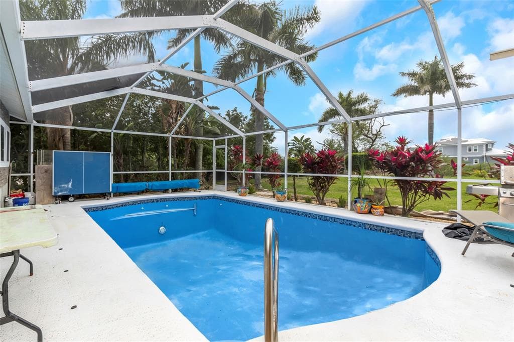 424 ISLAND CAY WAY photo 21