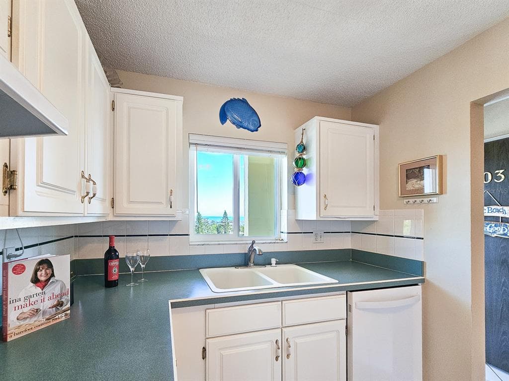 3606 S PENINSULA DRIVE 703 photo 9