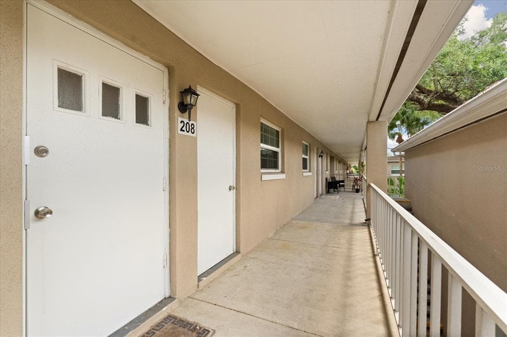 2500 LEE ROAD 208 photo 23