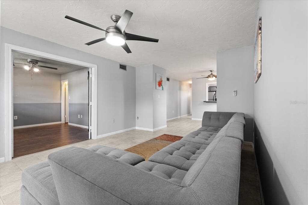 2500 LEE ROAD 208 photo 6