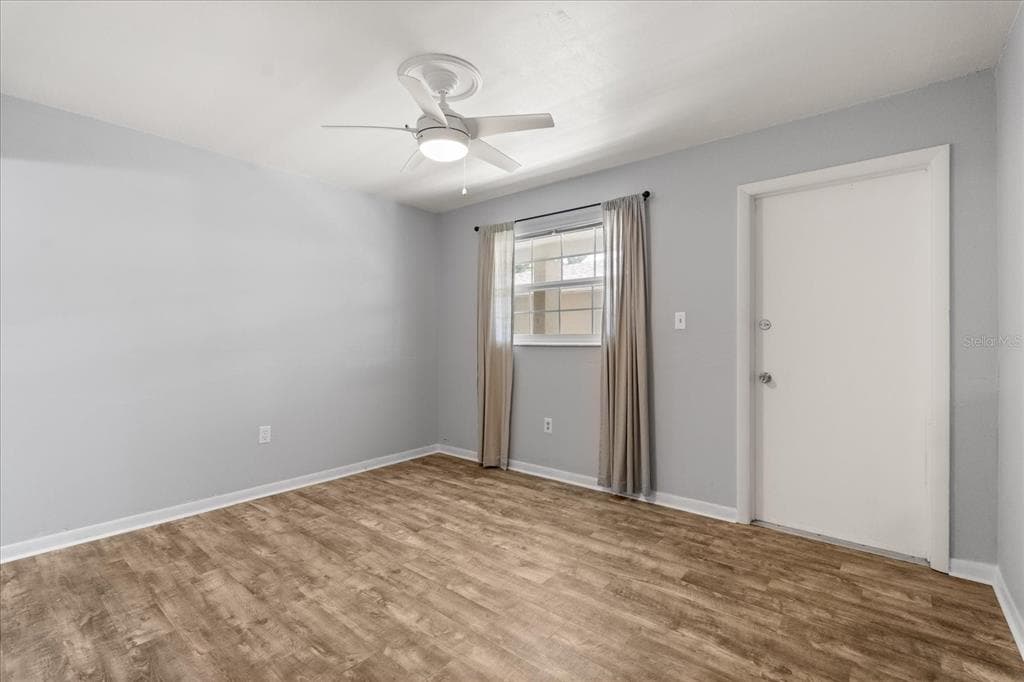 2500 LEE ROAD 208 photo 14
