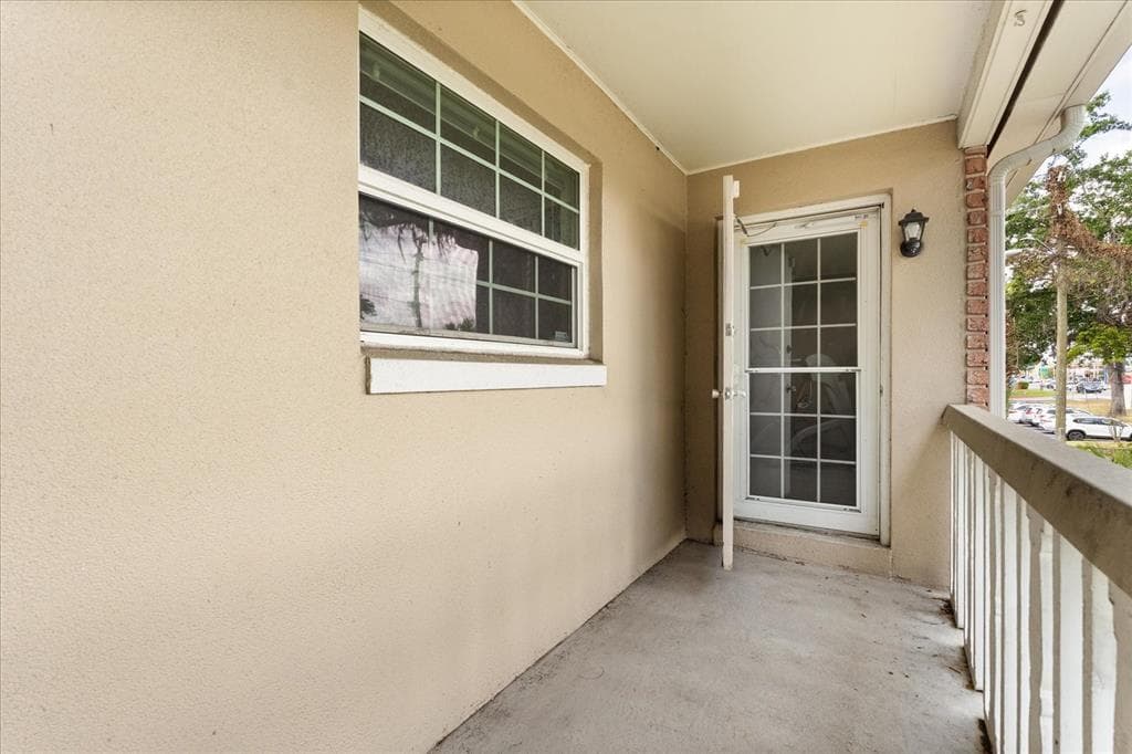 2500 LEE ROAD 208 photo 8