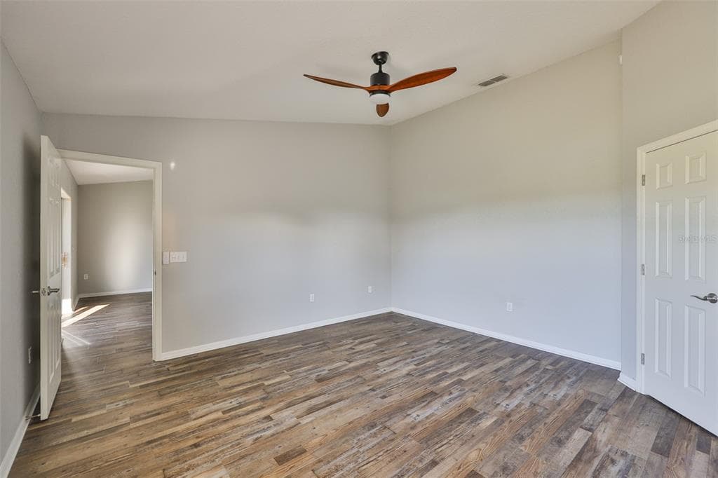 10540 CARLOWAY HILLS DRIVE photo 18