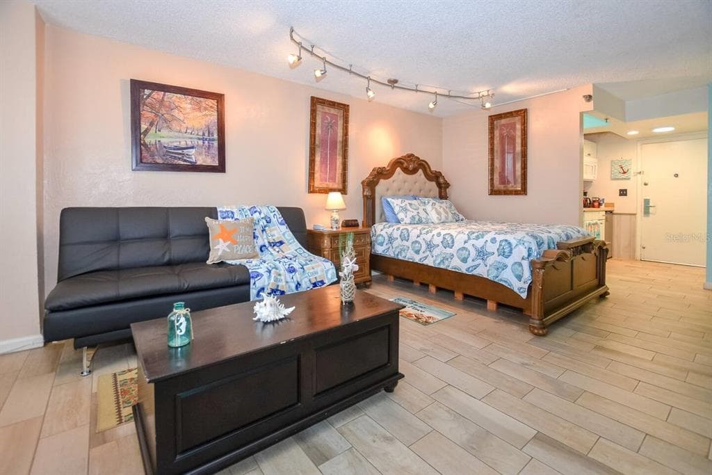 313 S ATLANTIC AVENUE 2170 photo 12