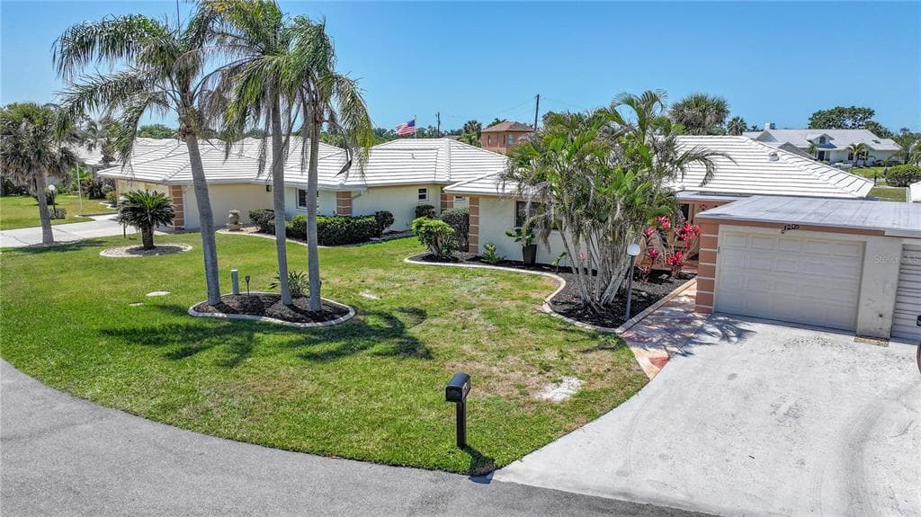 120 VILLA DRIVE #120 2
