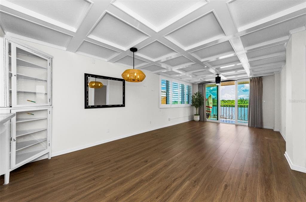 18201 GULF BOULEVARD 201 photo 7