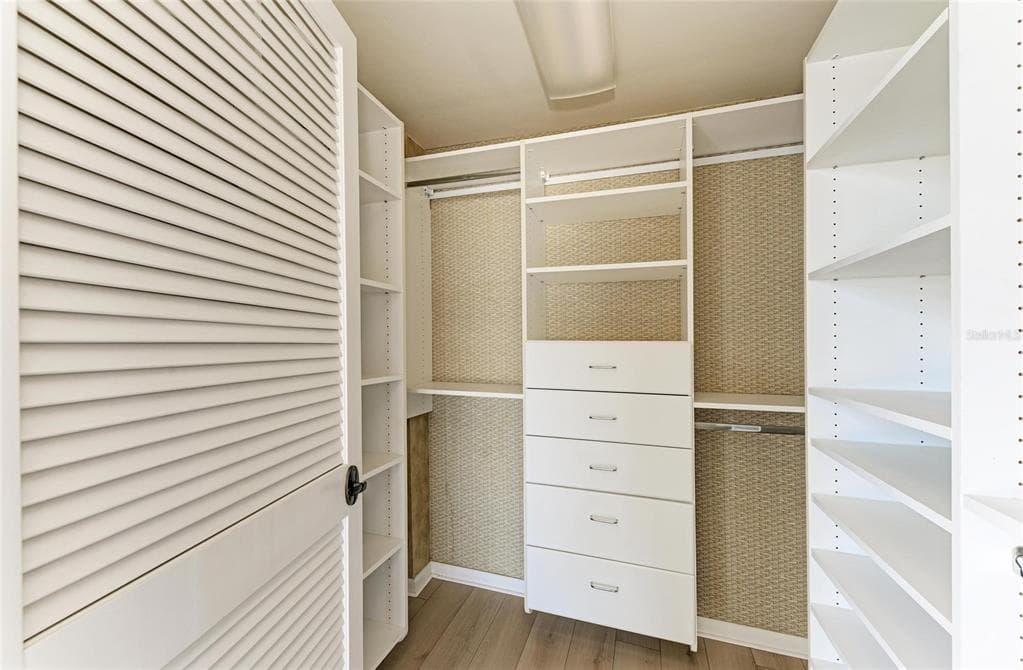 101 BENJAMIN FRANKLIN DRIVE 46 photo 20
