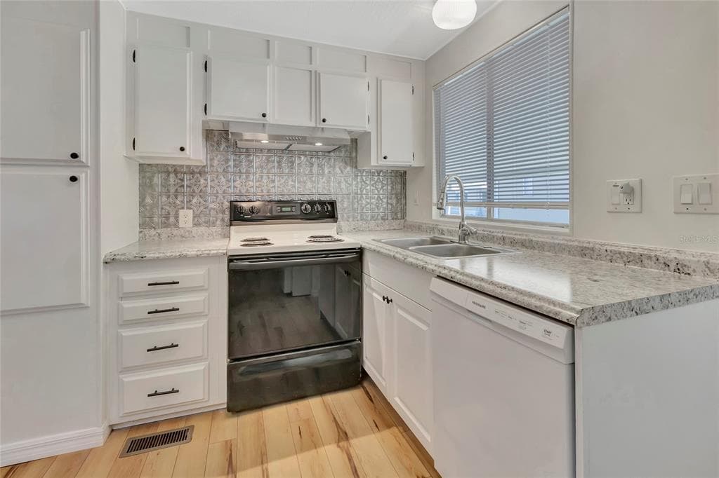 1401 W HIGHWAY 50 143 photo 6