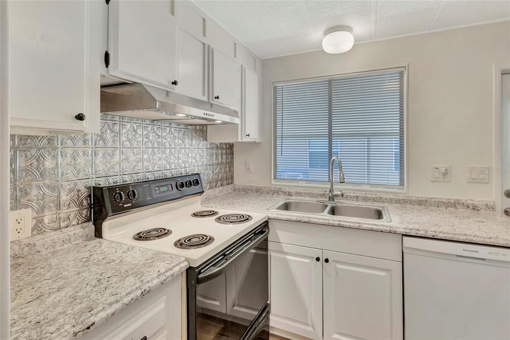 1401 W HIGHWAY 50 143 photo 7