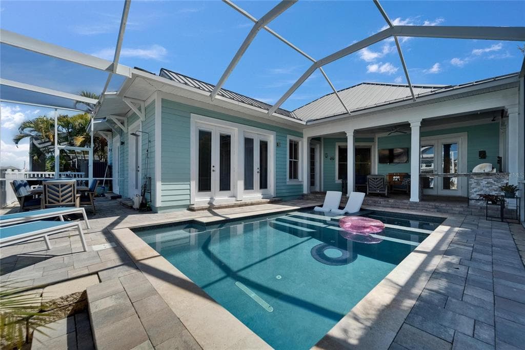 426 ISLEBAY DRIVE photo 3