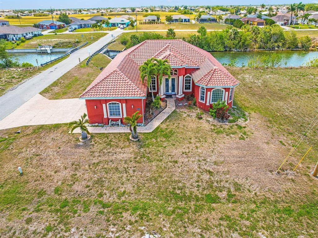 1112 NW 9TH AVENUE photo 1