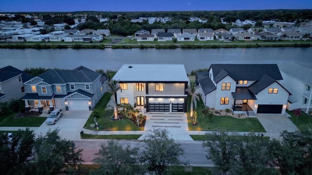 3420 CHANNELSIDE COURT photo 17