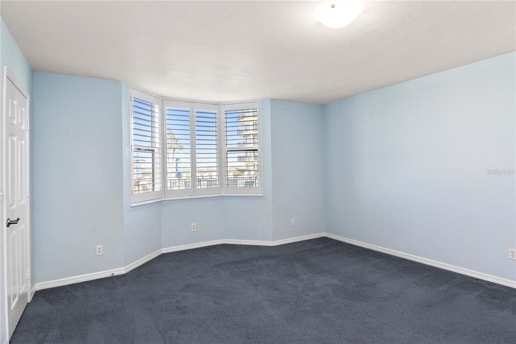 2700 N PENINSULA AVENUE 215 photo 23