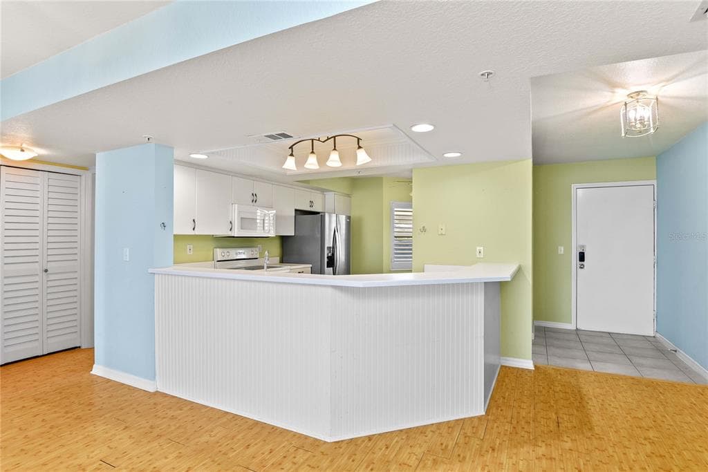 2700 N PENINSULA AVENUE 215 photo 12
